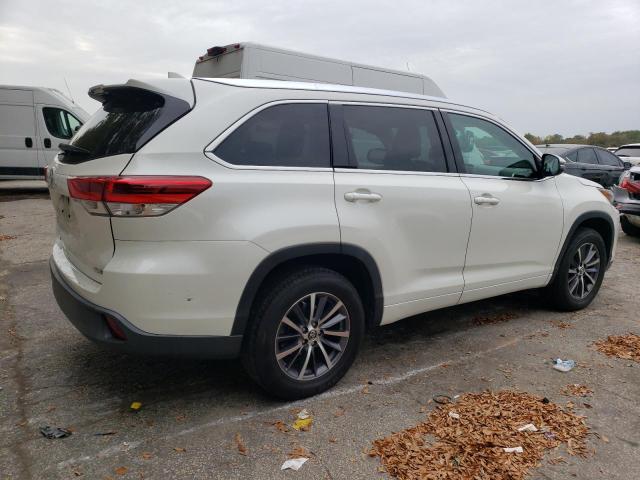 Photo 3 from auction – 2018 TOYOTA HIGHLANDER with VIN 5TDKZRFH8JS542364