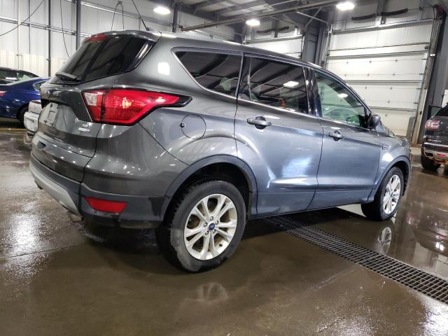 Photo 3 from auction – 2019 FORD ESCAPE SE with VIN 1FMCU9GD4KUB03850