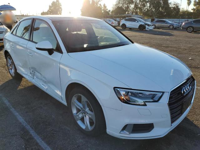صورة رقم 4 من المزاد - 2018 AUDI A3 PREMIUM مع VIN WAUB8GFF4J1001148