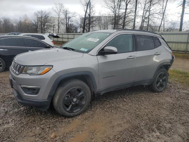 JEEP COMPASS LA 2019 with VIN 3C4NJDBB0KT703872 - Photo from auction