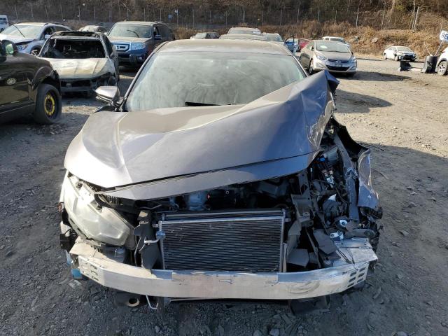 Photo 5 from auction – 2018 HONDA CIVIC EX with VIN 2HGFC2F76JH577194