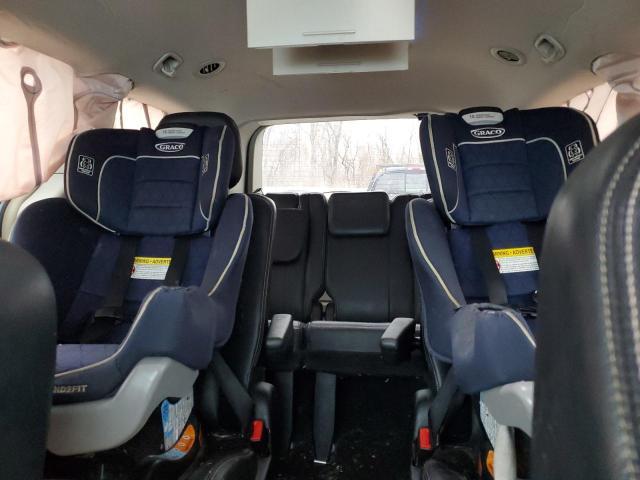 Photo 10 from auction – 2013 CHRYSLER TOWN & COU with VIN 2C4RC1CG2DR512030