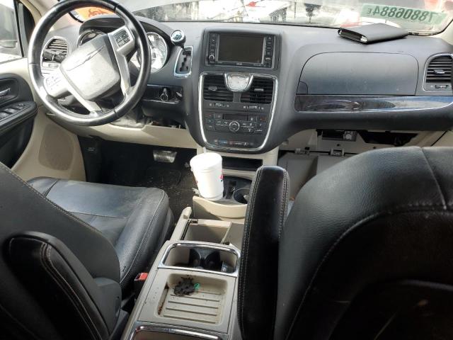 Photo 8 from auction – 2016 CHRYSLER TOWN & COU with VIN 2C4RC1BGXGR103859