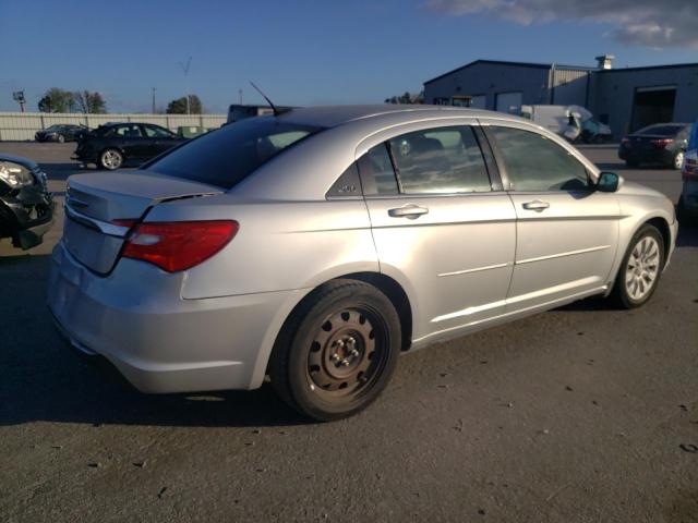 Photo 3 from auction – 2012 CHRYSLER 200 LX with VIN 1C3CCBABXCN228938