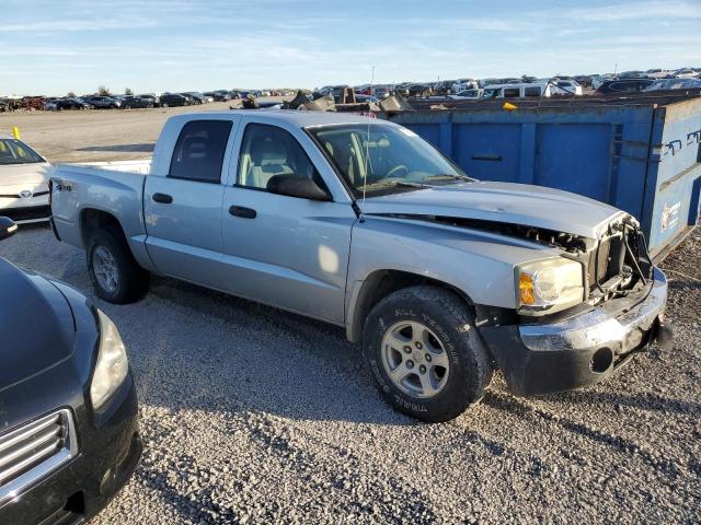Photo 4 from auction – 2005 DODGE DAKOTA QUA with VIN 1D7HW48N25S110705