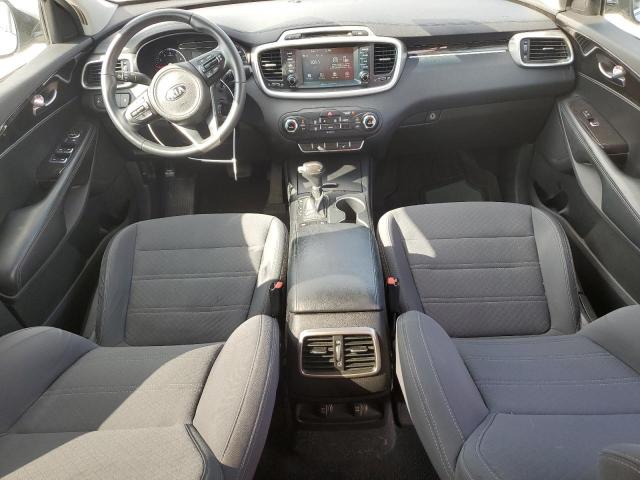 Photo 8 from auction – 2017 KIA SORENTO LX with VIN 5XYPG4A37HG329469