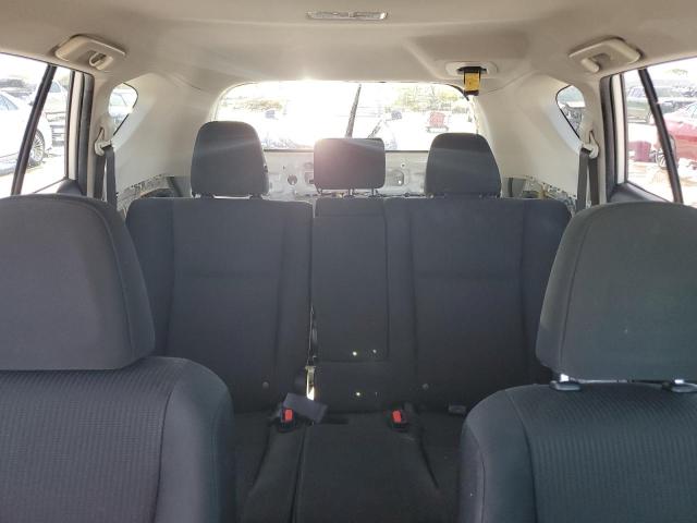 Photo 10 from auction – 2017 TOYOTA RAV4 LE with VIN JTMZFREV4HJ703976