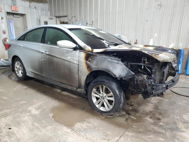 Photo 4 from auction – 2013 HYUNDAI SONATA GLS with VIN 5NPEB4AC0DH673931