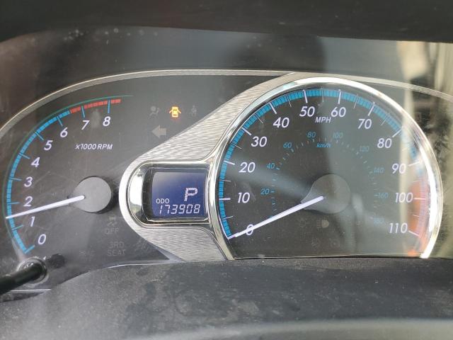 Photo 9 from auction – 2012 TOYOTA SIENNA XLE with VIN 5TDYK3DCXCS218743