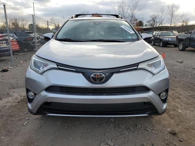 Photo 5 from auction – 2017 TOYOTA RAV4 XLE with VIN 2T3RFREV4HW659477