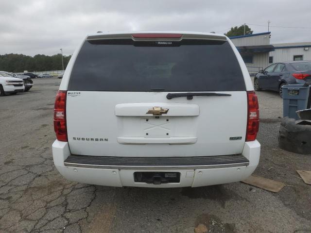Photo 6 from auction – 2011 CHEVROLET SUBURBAN C with VIN 1GNSCKE05BR110584