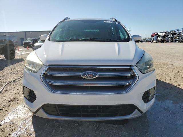 Photo 5 from auction – 2017 FORD ESCAPE SE with VIN 1FMCU0GD3HUC73220