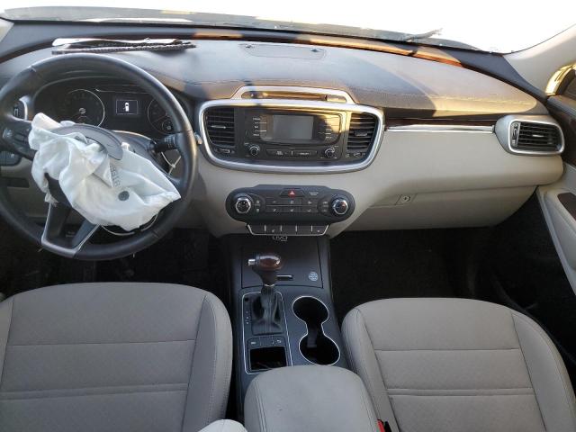 Photo 8 from auction – 2016 KIA SORENTO LX with VIN 5XYPG4A32GG104617