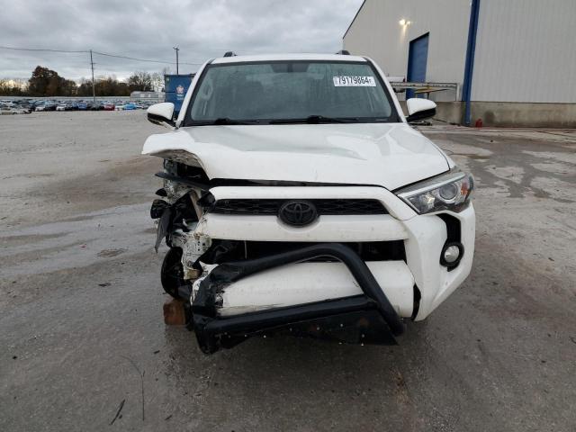 Photo 5 from auction – 2016 TOYOTA 4RUNNER SR with VIN JTEBU5JR7G5351861