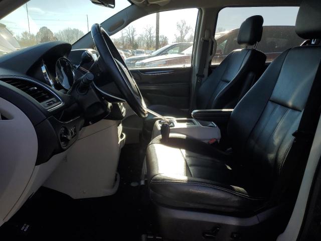 Photo 7 from auction – 2016 CHRYSLER TOWN & COU with VIN 2C4RC1BG4GR246077