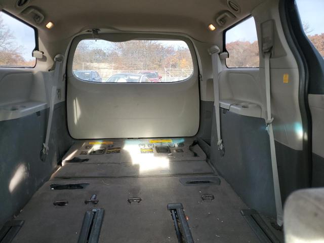 Foto 10 de la subasta – 2012 TOYOTA SIENNA con VIN 5TDZK3DC4CS236532