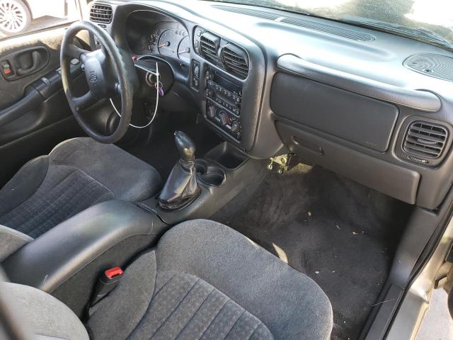Photo 8 from auction – 2002 CHEVROLET BLAZER with VIN 1GNCT18W12K216800