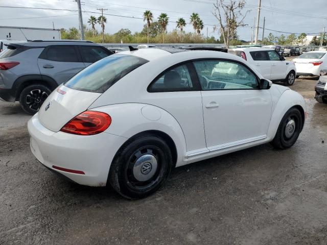 Photo 3 from auction – 2012 VOLKSWAGEN BEETLE with VIN 3VWHP7AT0CM651997