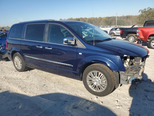 Photo 4 from auction – 2014 CHRYSLER TOWN & COU with VIN 2C4RC1CGXER339021