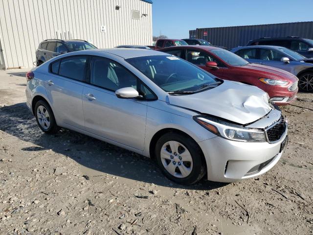 Photo 4 from auction – 2018 KIA FORTE LX with VIN 3KPFL4A78JE248204