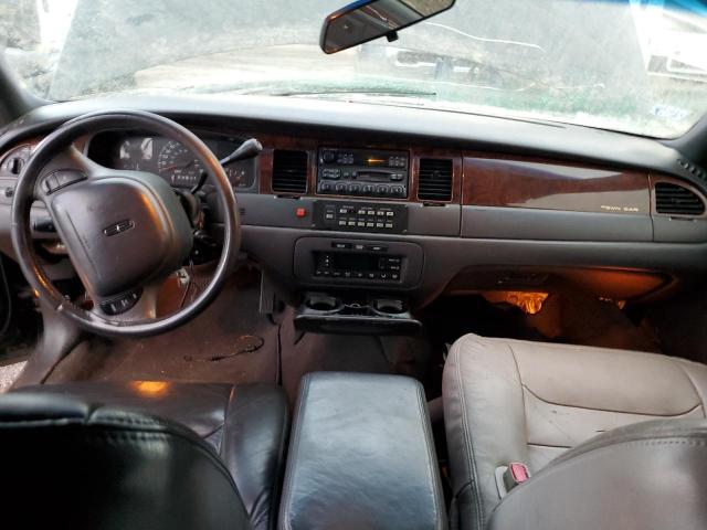 Photo 8 from auction – 2000 LINCOLN TOWN CAR E with VIN 1L1FM81W3YY771708
