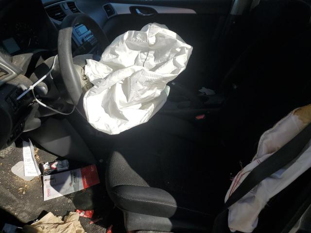 Photo 7 from auction – 2016 NISSAN SENTRA S with VIN 3N1AB7AP4GY282570