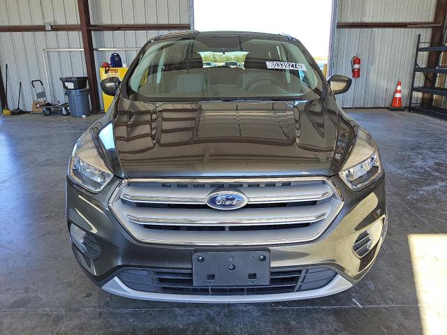 Photo 5 from auction – 2019 FORD ESCAPE SE with VIN 1FMCU9GD2KUA85302
