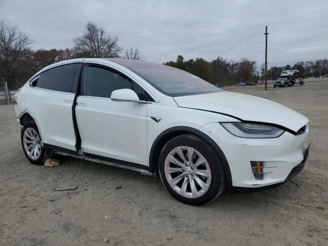 Photo 4 from auction – 2019 TESLA MODEL X with VIN 5YJXCBE29KF185701