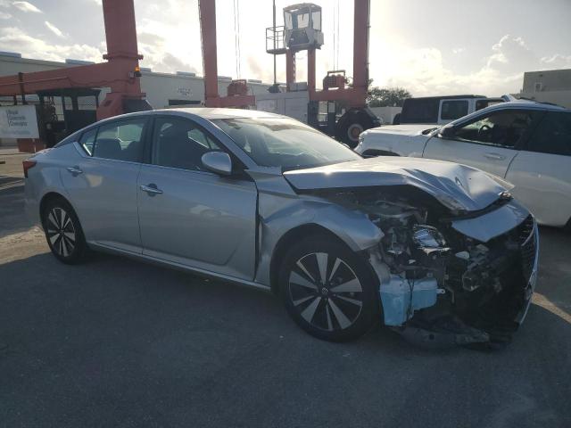 Photo 4 from auction – 2022 NISSAN ALTIMA SV with VIN 1N4BL4DV2NN305626