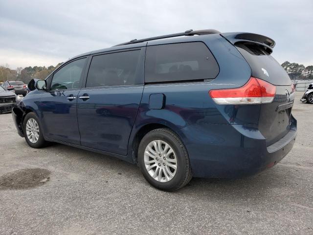 Photo 2 from auction – 2012 TOYOTA SIENNA XLE with VIN 5TDYK3DC7CS236245