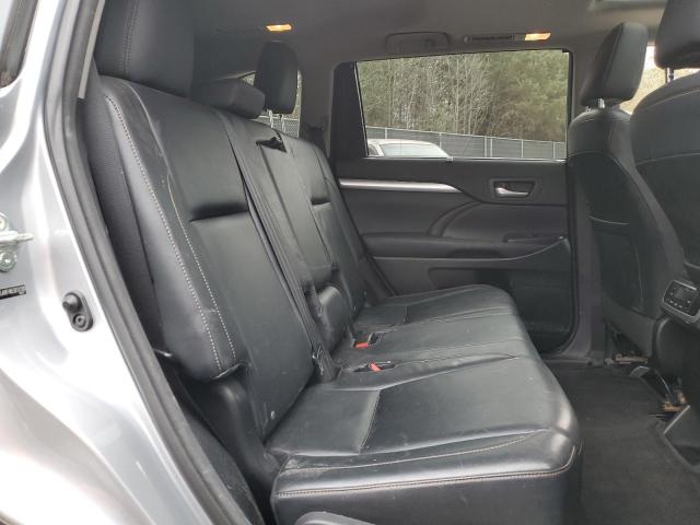 Photo 11 from auction – 2014 TOYOTA HIGHLANDER with VIN 5TDJKRFH6ES013128