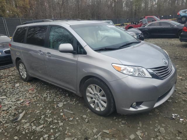 Photo 4 from auction – 2012 TOYOTA SIENNA XLE with VIN 5TDDK3DC4CS037202