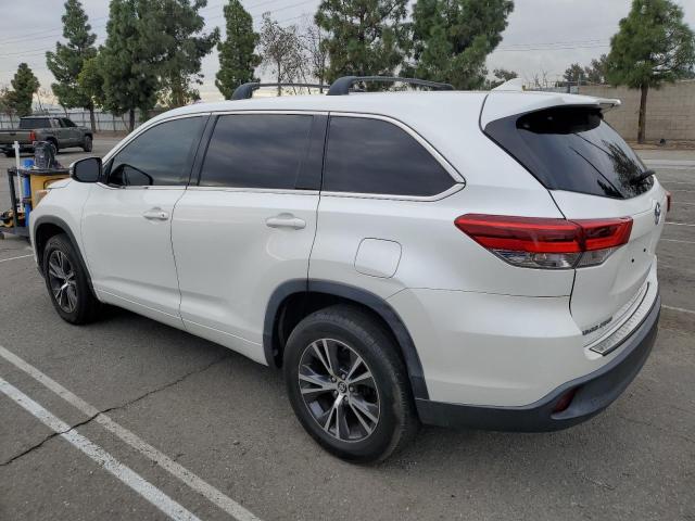 Photo 2 from auction – 2018 TOYOTA HIGHLANDER with VIN 5TDZZRFH8JS248557
