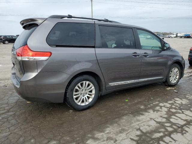 Photo 3 from auction – 2011 TOYOTA SIENNA XLE with VIN 5TDYK3DC7BS077550