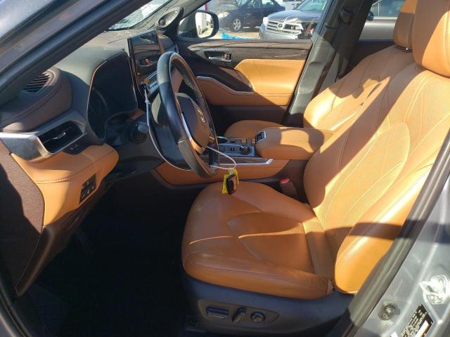 Photo 7 from auction – 2021 TOYOTA HIGHLANDER with VIN 5TDFZRBH6MS088837