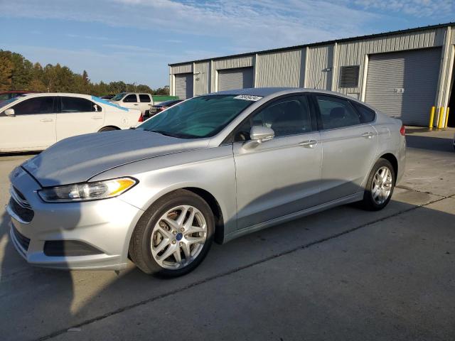 FORD FUSION SE 2015 with VIN 1FA6P0HD8F5109305 - Photo from auction