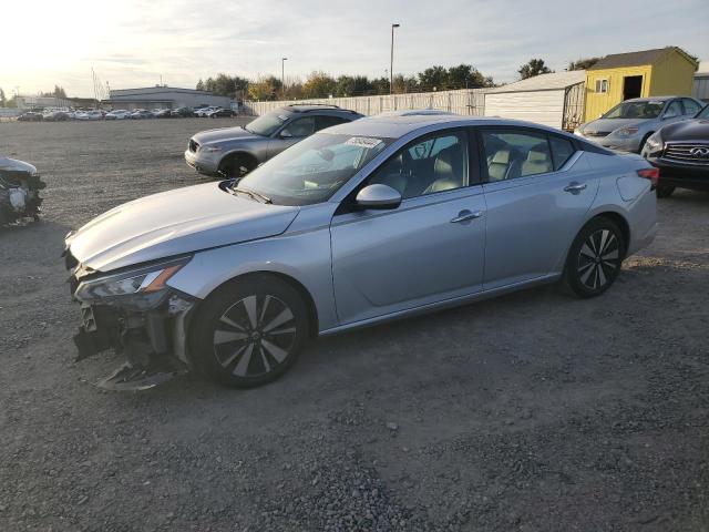 NISSAN ALTIMA SL 2020 with VIN 1N4BL4EVXLC235672 - Photo from auction
