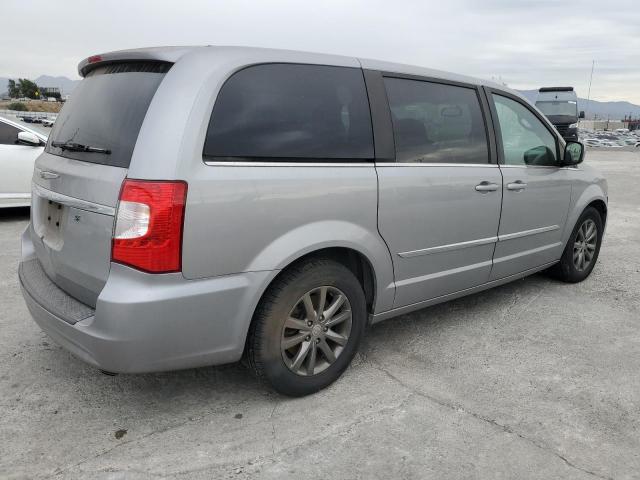Photo 3 from auction – 2016 CHRYSLER TOWN & COU with VIN 2C4RC1HG6GR271487