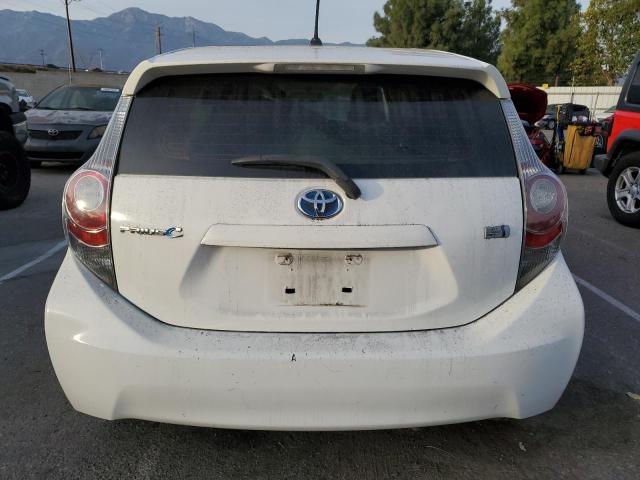 Photo 6 from auction – 2013 TOYOTA PRIUS C with VIN JTDKDTB35D1532897