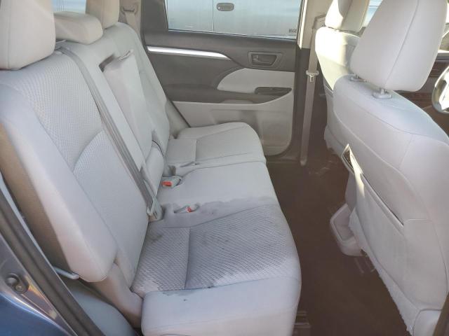 Photo 11 from auction – 2015 TOYOTA HIGHLANDER with VIN 5TDZARFH0FS015772