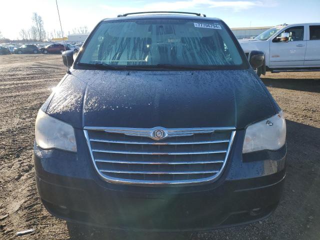 Photo 5 from auction – 2010 CHRYSLER TOWN & COU with VIN 2A4RR8D18AR451614