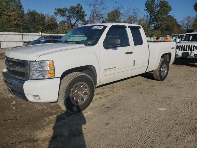 CHEVROLET SILVERADO 2010 with VIN 1GCSKREA9AZ133054 - Photo from auction