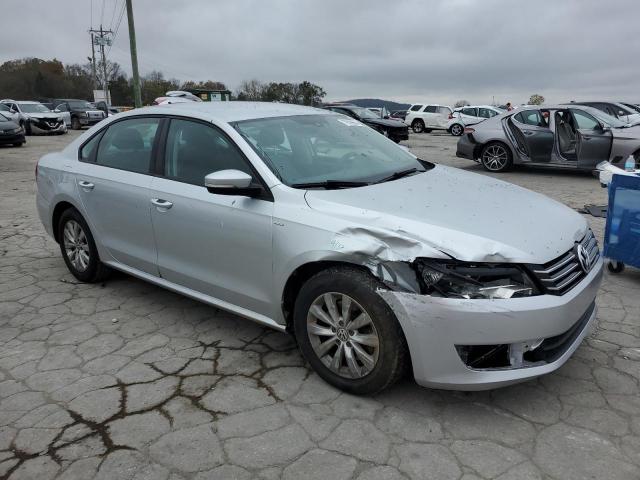 Photo 4 from auction – 2015 VOLKSWAGEN PASSAT S with VIN 1VWAT7A36FC074573