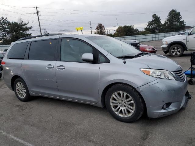 Photo 4 from auction – 2011 TOYOTA SIENNA XLE with VIN 5TDYK3DC6BS099314