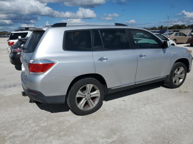 Photo 3 from auction – 2012 TOYOTA HIGHLANDER with VIN 5TDYK3EHXCS058065