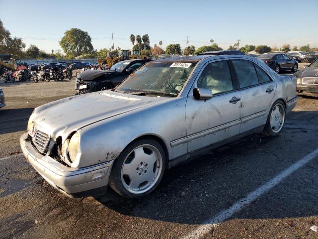 MERCEDES-BENZ E 420 1997 with VIN WDBJF72F7VA453786 - Photo from auction