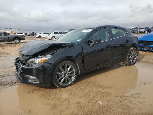 MAZDA 3 TOURING 2018 with VIN 3MZBN1L3XJM169105 - Photo from auction