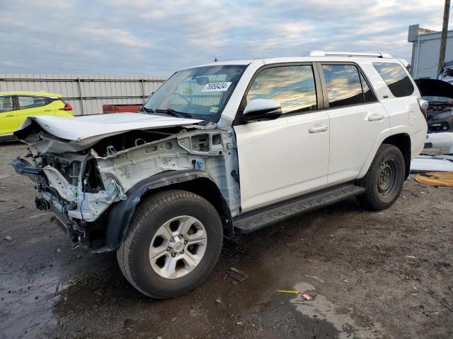TOYOTA 4RUNNER SR 2018 with VIN JTEBU5JR0J5554095 - Photo from auction
