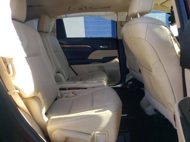 Photo 11 from auction – 2017 TOYOTA HIGHLANDER with VIN 5TDDZRFH0HS434999