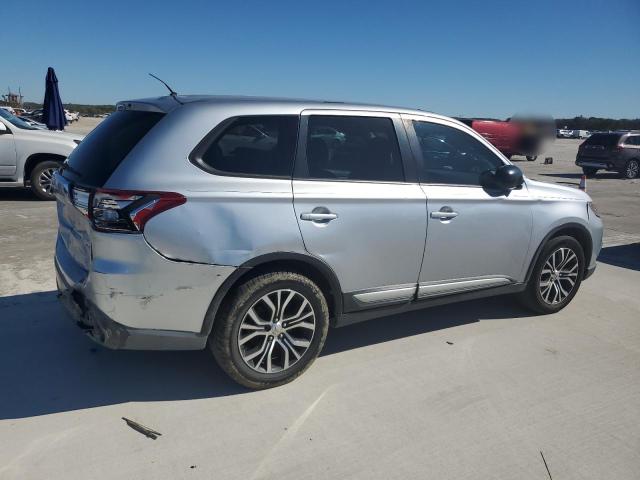 Photo 3 from auction – 2016 MITSUBISHI OUTLANDER with VIN JA4AD2A33GZ046743